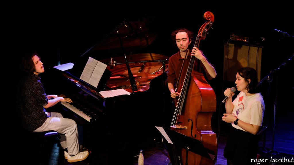 trio vivant gaga solar_26-04-19_00052026LR
